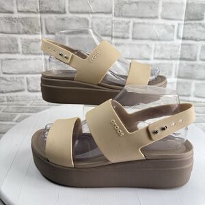 Crocs Brooklyn Woman's Size 8 Tan Sling Back Platform Sandals